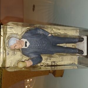 Edison Figurine with Light Bulb Accent Kirkland New The BULB LIGHTS UP